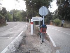 right fork onto the D202